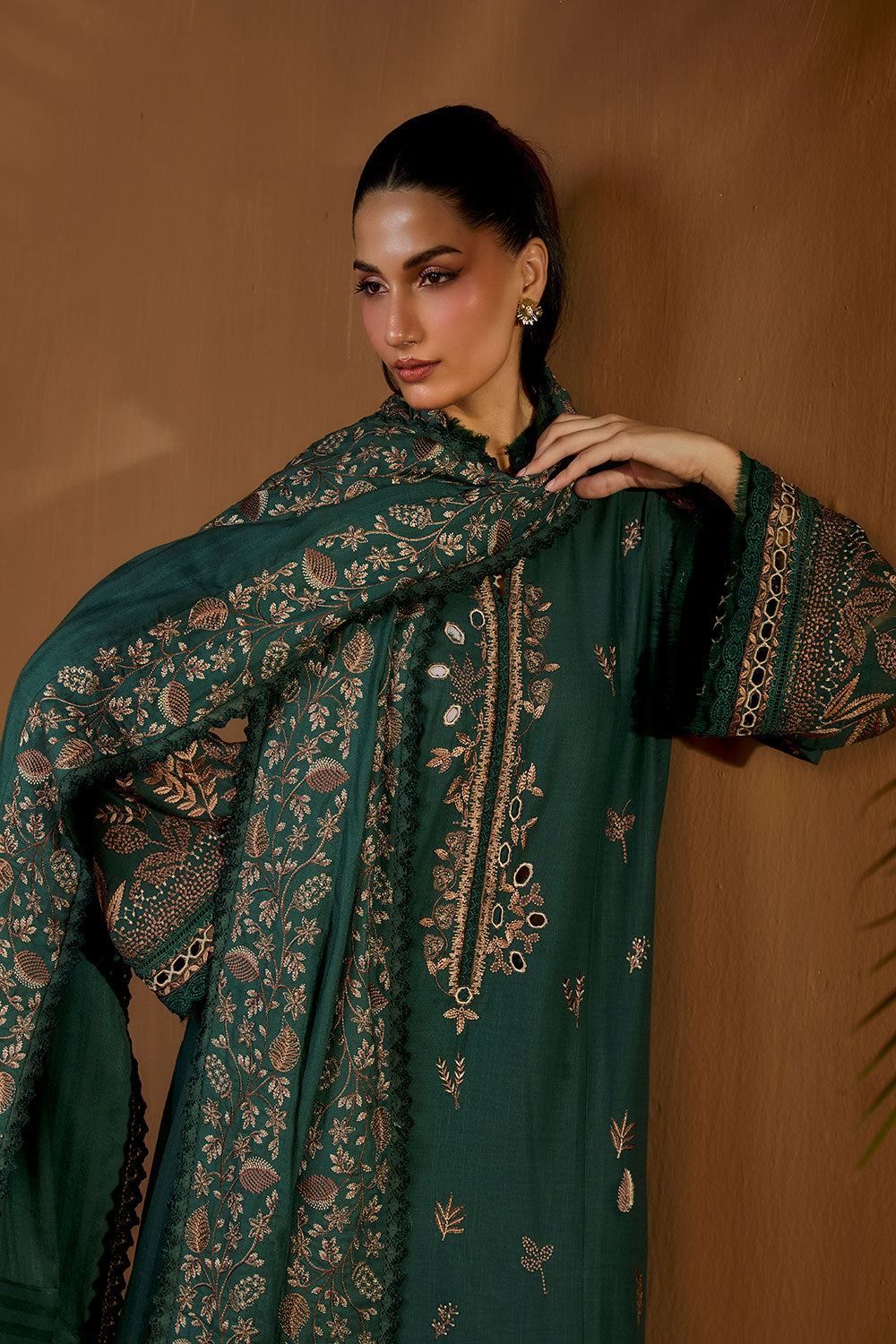 Design 4B Winter Shawl 2025 Unstitched Sobia Nazir Design 4B Winter Shawl 2025 Unstitched Sobia Nazir