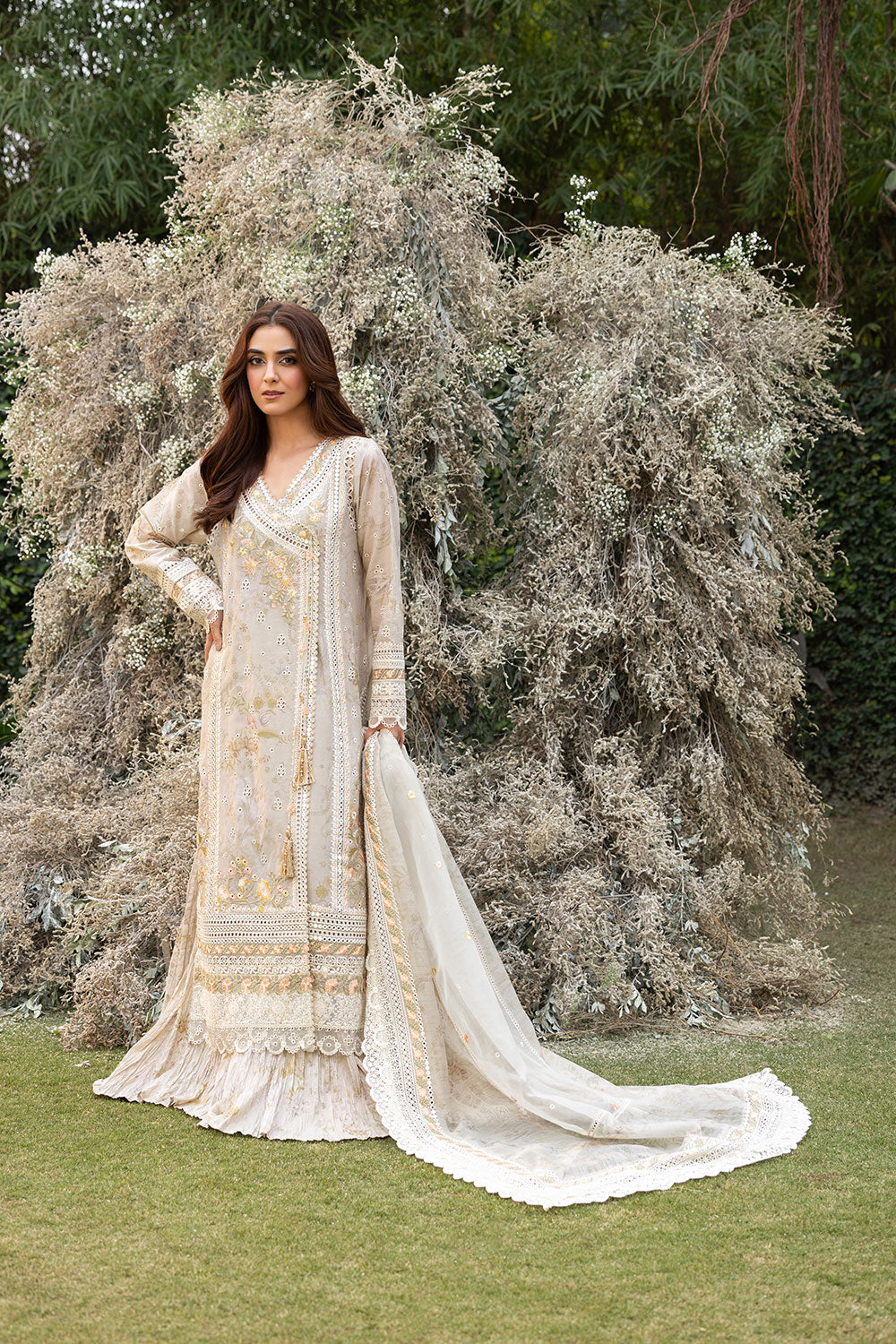 Design 13B Luxury Lawn 2025 Unstitched – Sobia Nazir