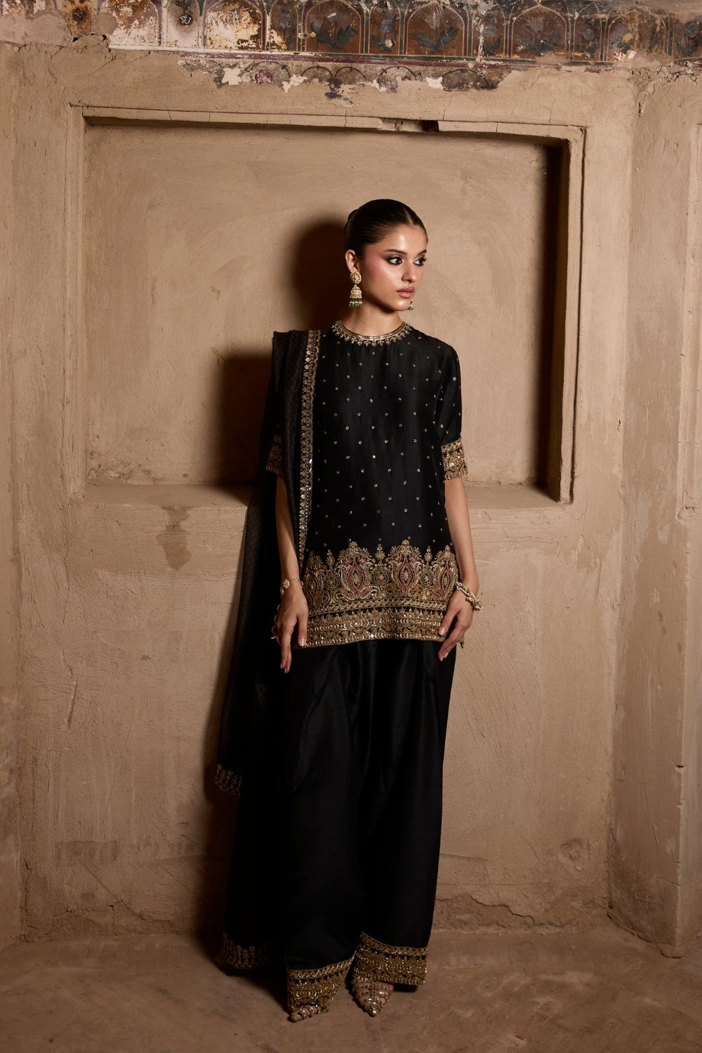 Design 09 - Black - Ranya Festive RTW '25