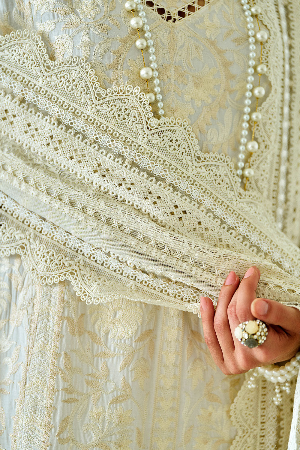 Design 9A Luxury Lawn Eid Edition 2026 Unstitched