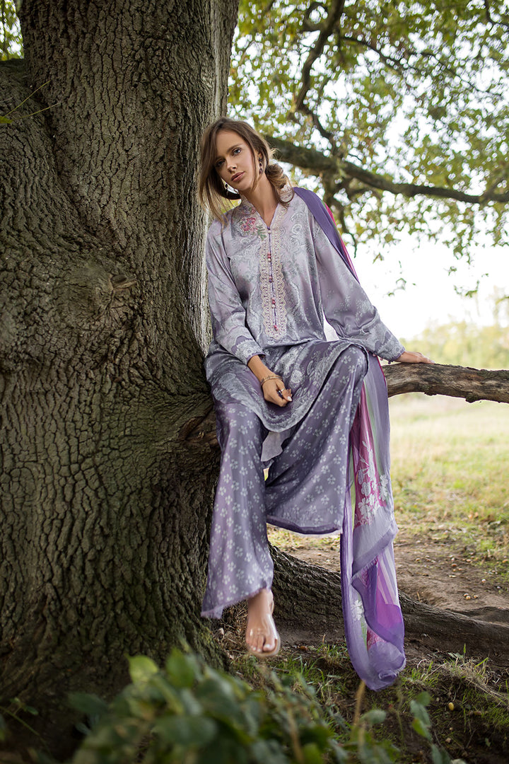 Design 01 Satin '25 Unstitched