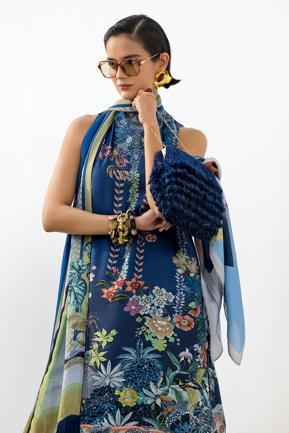 Design 09 Silk ‘26 Unstitched