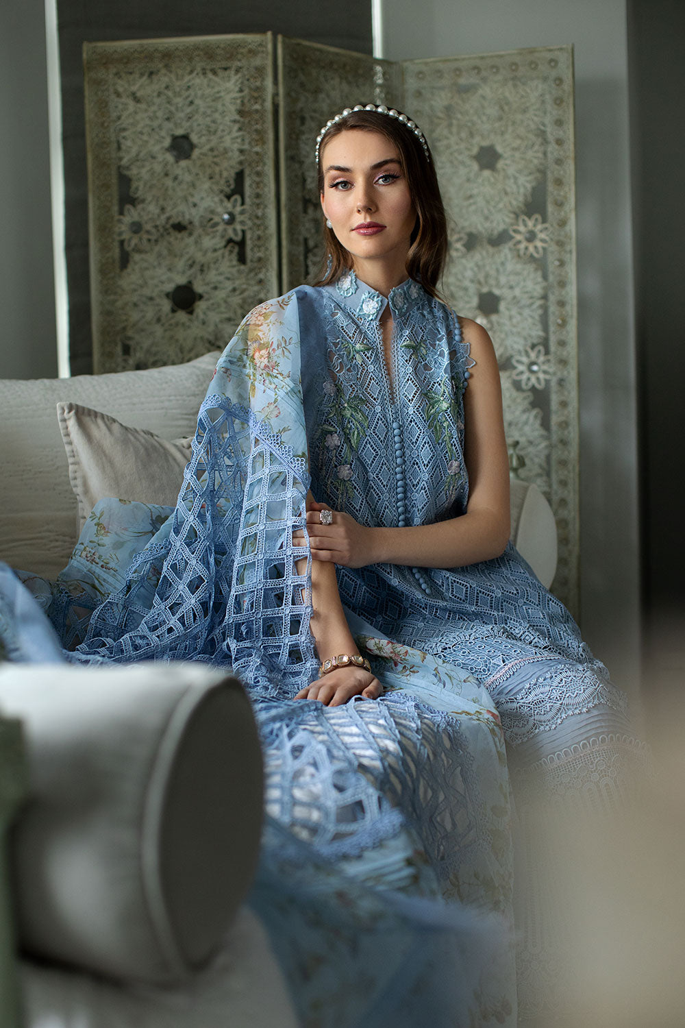 Design 6A Luxury Lawn 2024 Unstitched