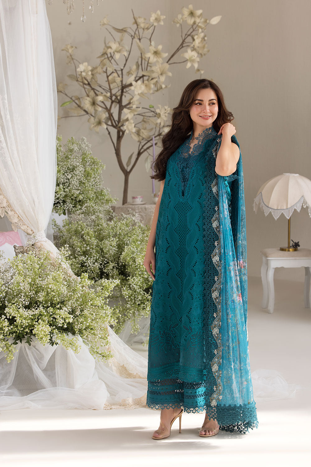 Design 2A Luxury Lawn 2025 Unstitched