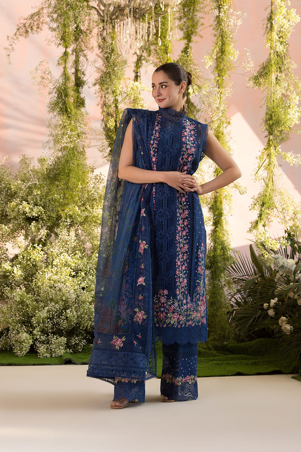 Design 4A Luxury Lawn 2025 Unstitched