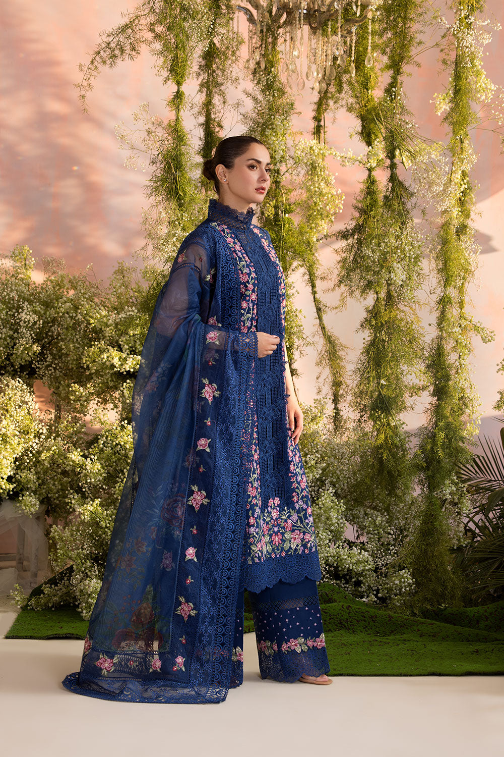 Design 4A Luxury Lawn 2025 Unstitched