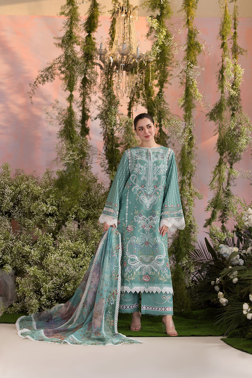 Design 5B Luxury Lawn 2025 Unstitched