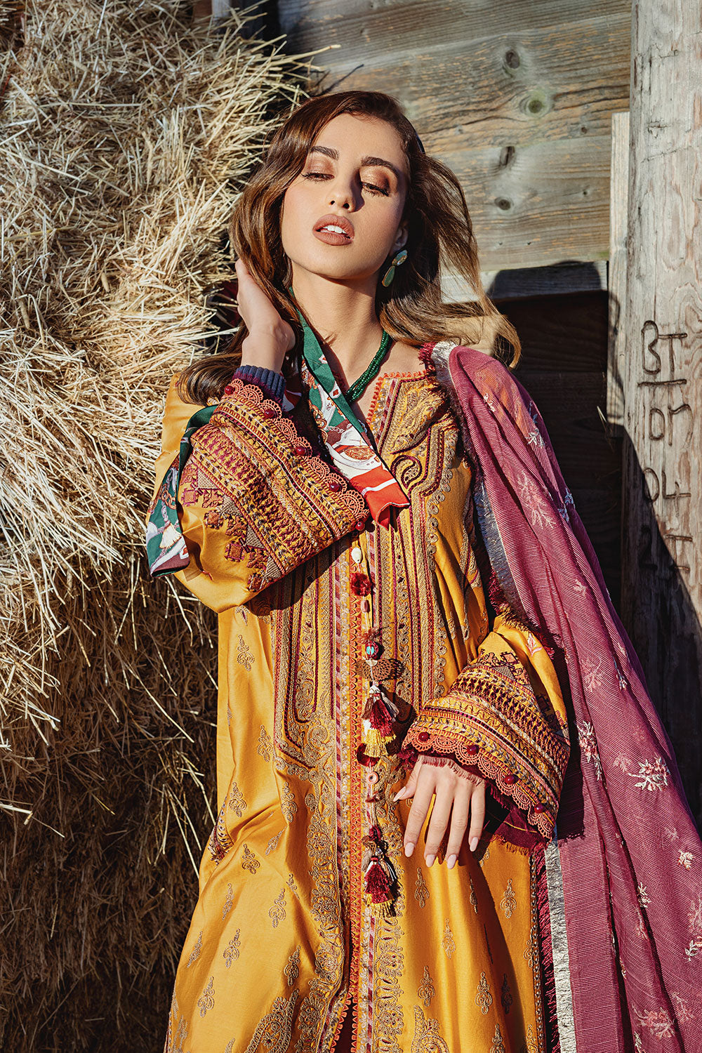 Design 2B Autumn/Winter 2022 Unstitched